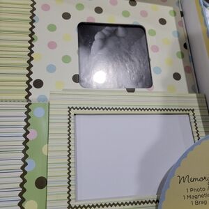 New G Squared Baby 48 Pic Album Memory Kit, Magnetic Frame And 24 Pic Brag Book
